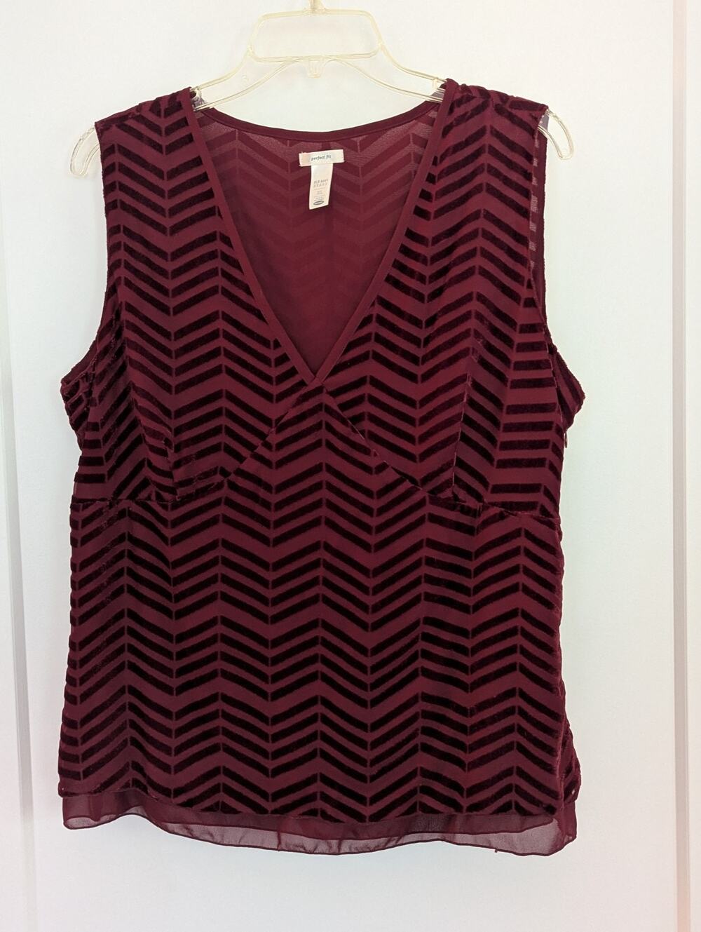Old Navy XL Burgundy Velvet Sheer Chevron Stripe Babydoll Top Y2K Formal Whimsy